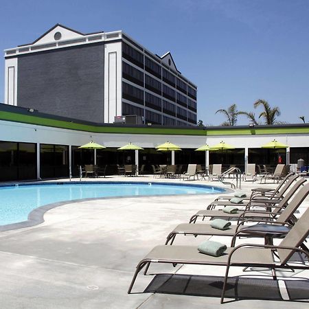Radisson Hotel Oakland Airport エクステリア 写真